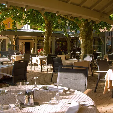 Logis Hotel Restaurant Chez Nous Sainte-Croix (Ain)