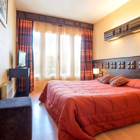 Logis Hotel Restaurant Chez Nous 2* Sainte-Croix (Ain)
