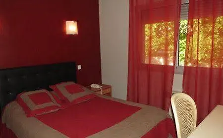 Logis Hotel Restaurant Chez Nous Отель